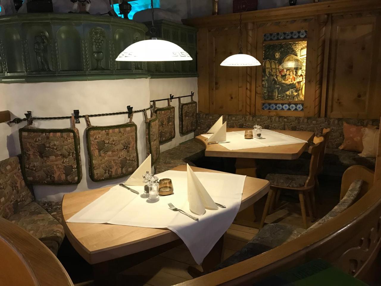 Restaurant Paelzer-buwe Hotel 3*